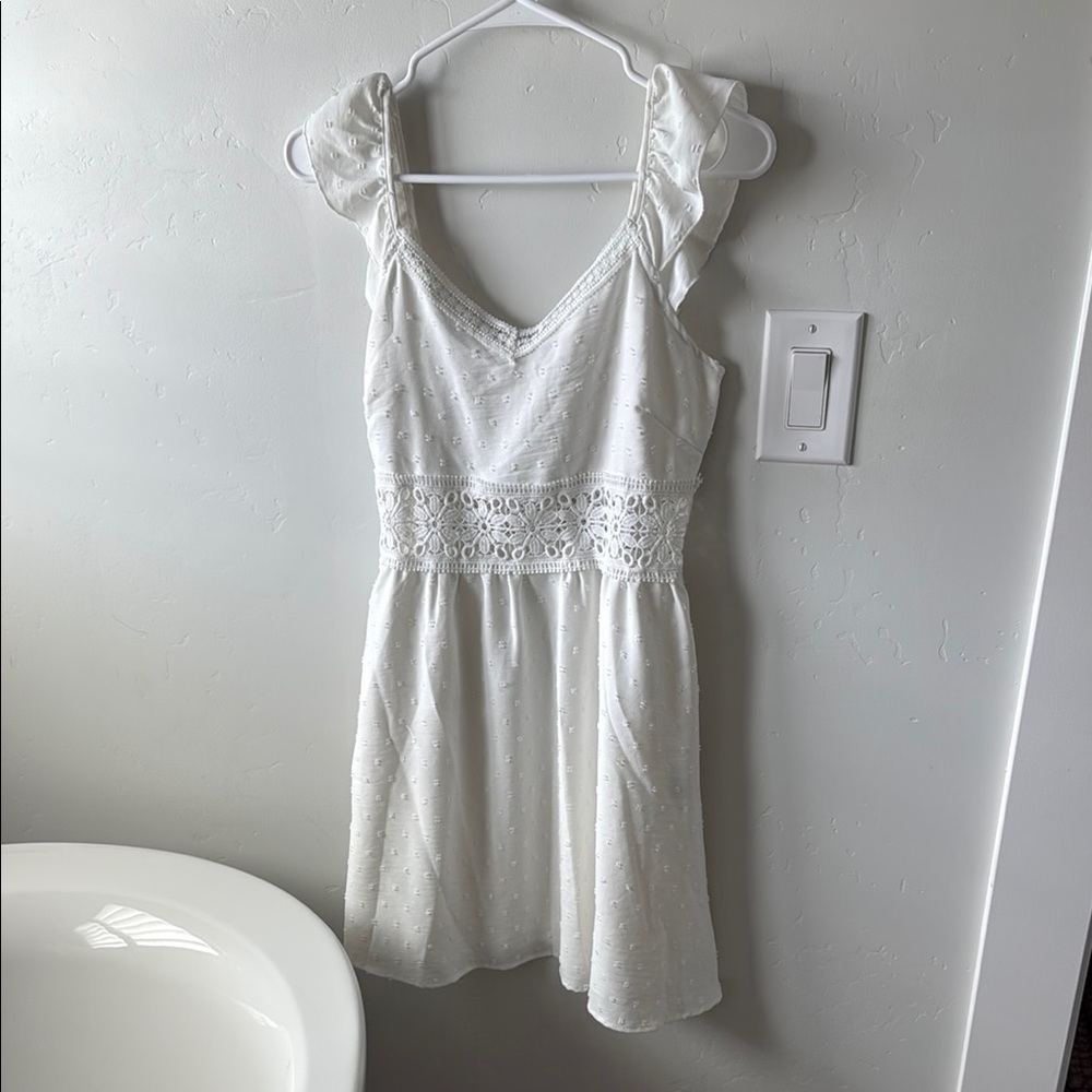 White Sleeveless Dress with Lace Detail
